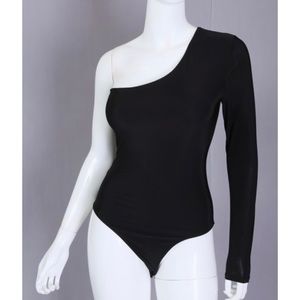 Black half long sleeve bodysuit